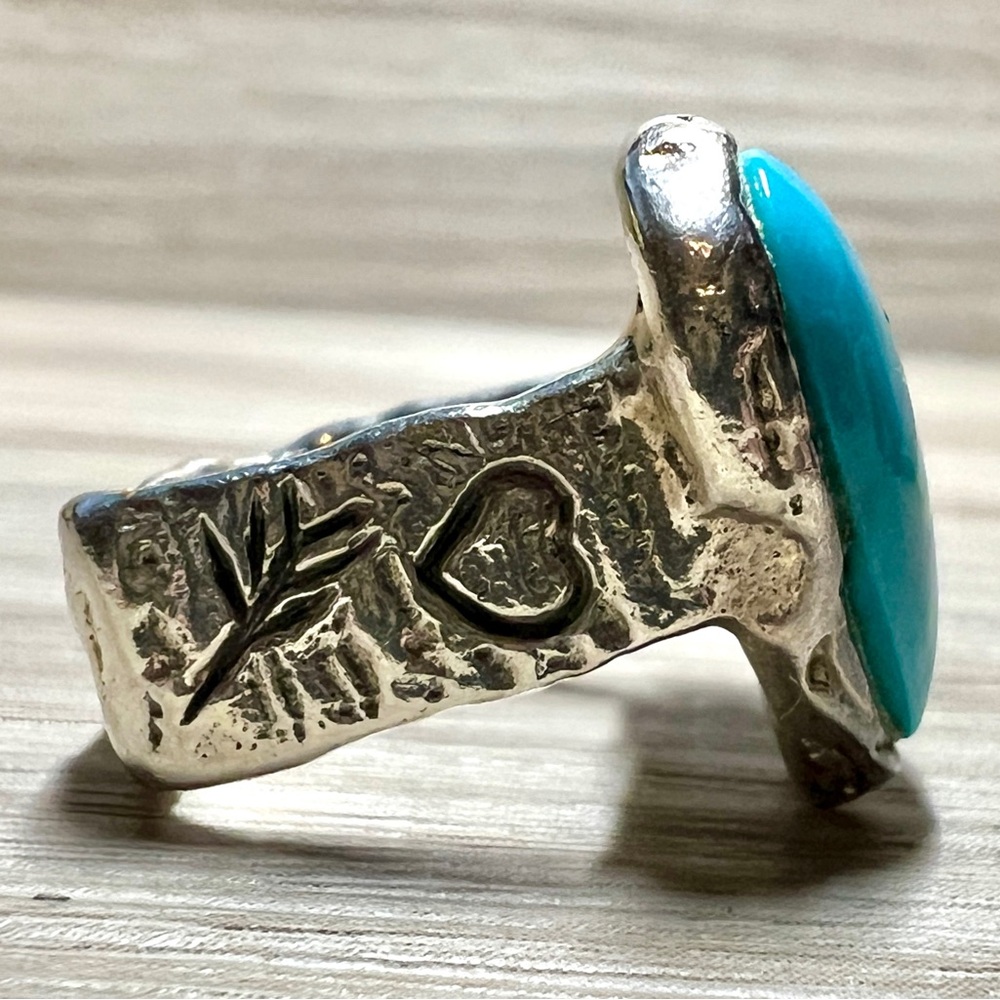 Designer Peyote Bird Square Sterling Silver Turquoise Heart Ring, Size 4.5 - Picture 5 of 10